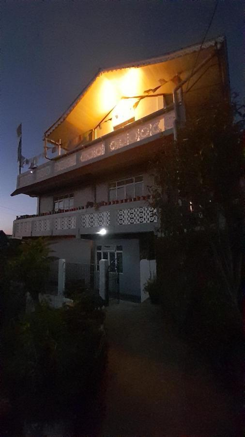 Aakeet Lyang Homestay Kurseong Exterior foto